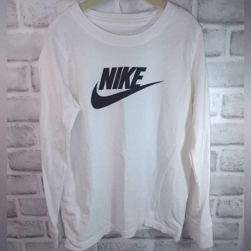 Sm Sz 8 Kids Nike White Long Sleeve Shirt